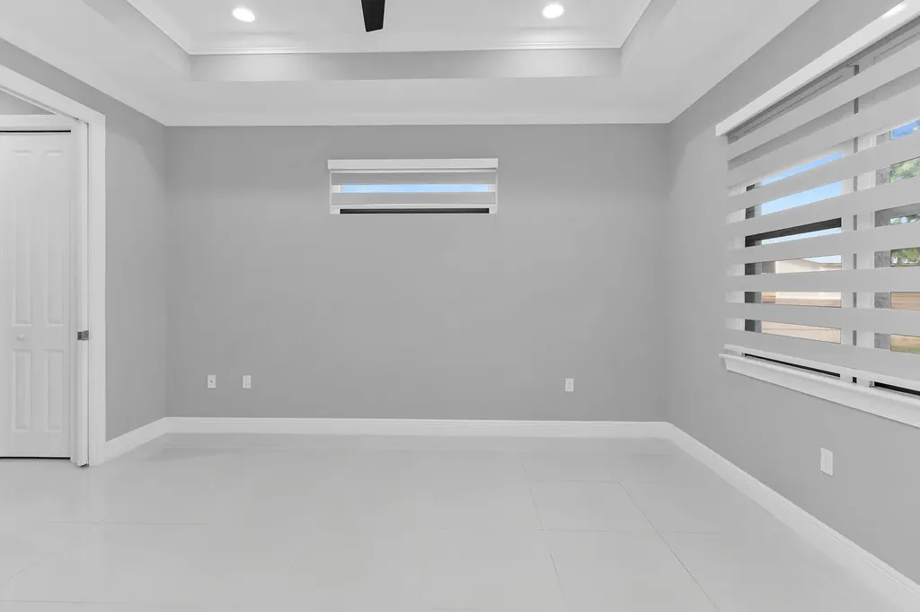 3625 54th Avenue NE Naples FL 34120