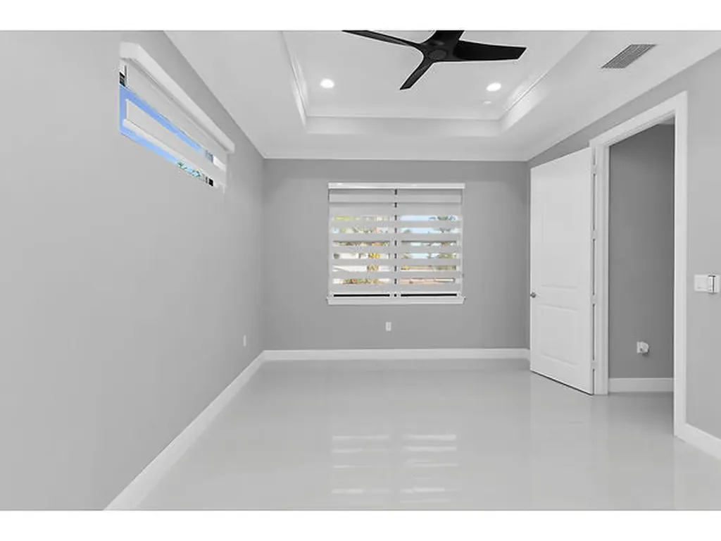 3625 54th Avenue NE Naples FL 34120