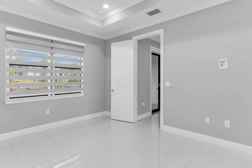 3625 54th Avenue NE Naples FL 34120