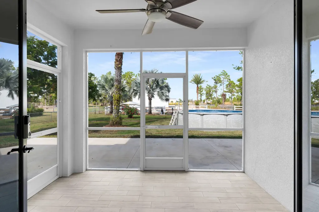 3625 54th Avenue NE Naples FL 34120