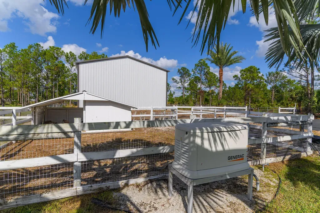 3625 54th Avenue NE Naples FL 34120