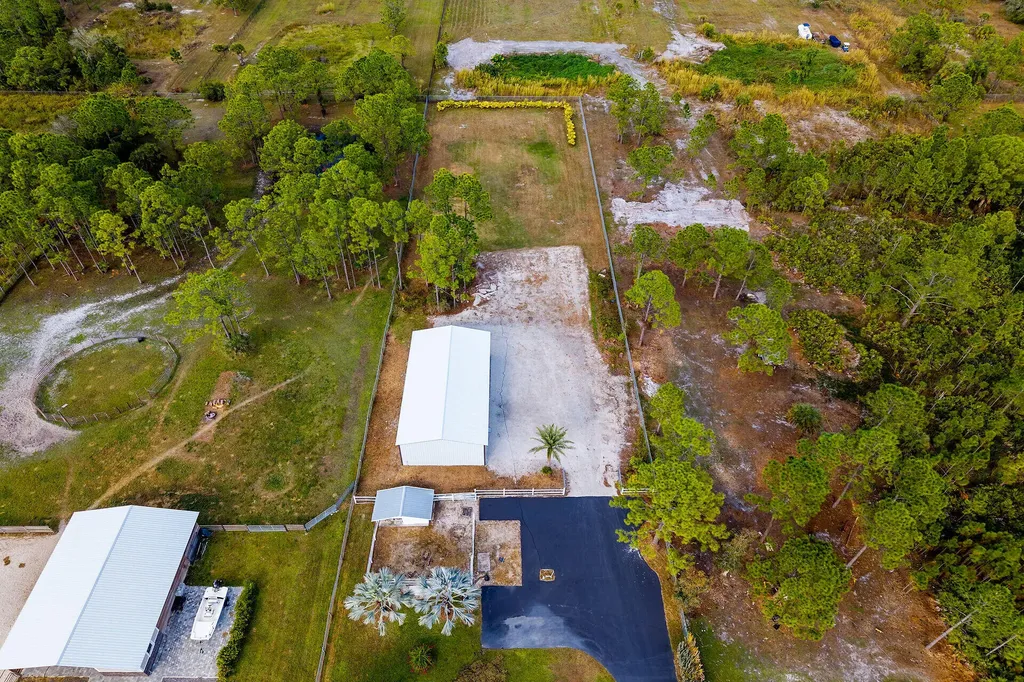 3625 54th Avenue NE Naples FL 34120