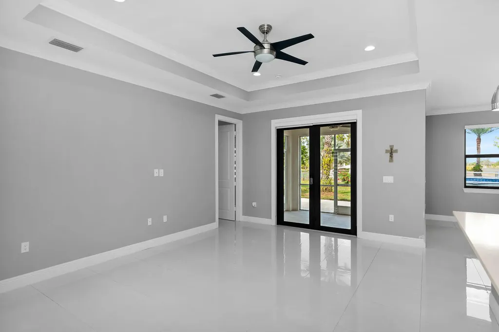 3625 54th Avenue NE Naples FL 34120