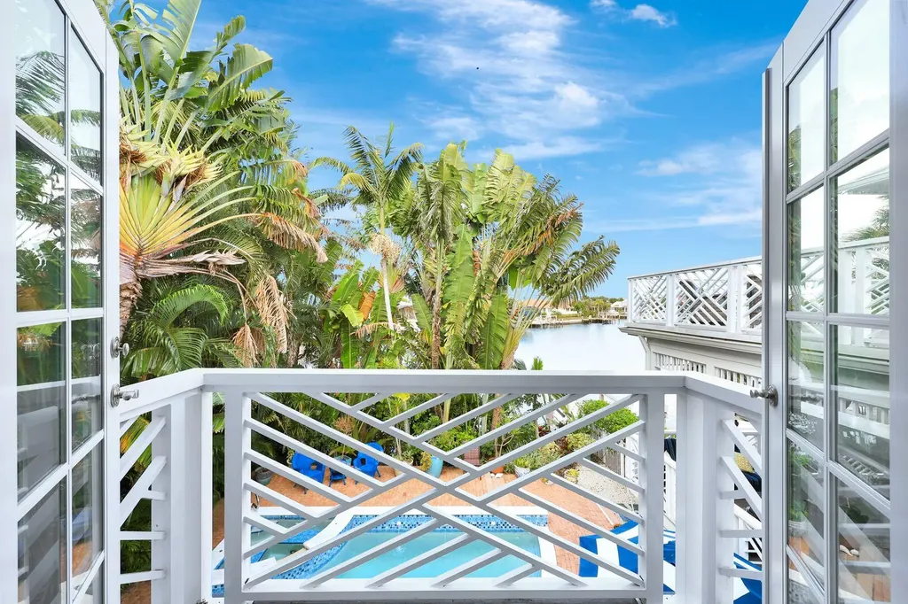 440 Cottage Court Marco Island FL 34145