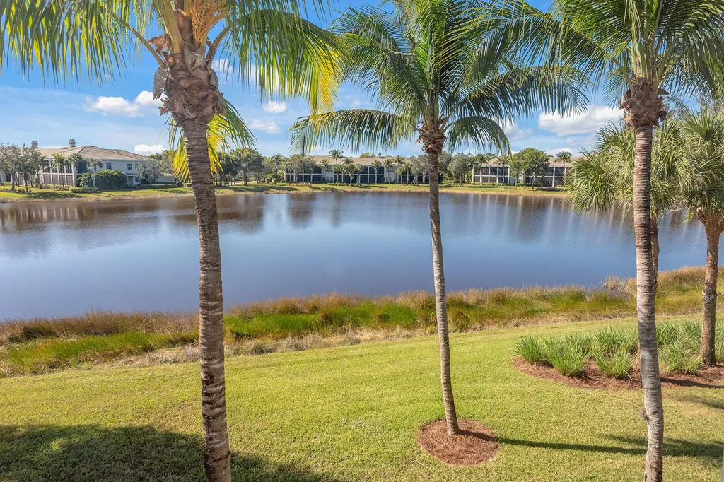 9271 Museo Circle Naples FL 34114