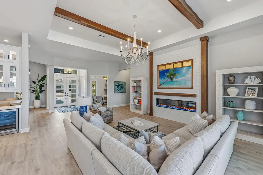 15378 Turin Drive Naples FL 34114