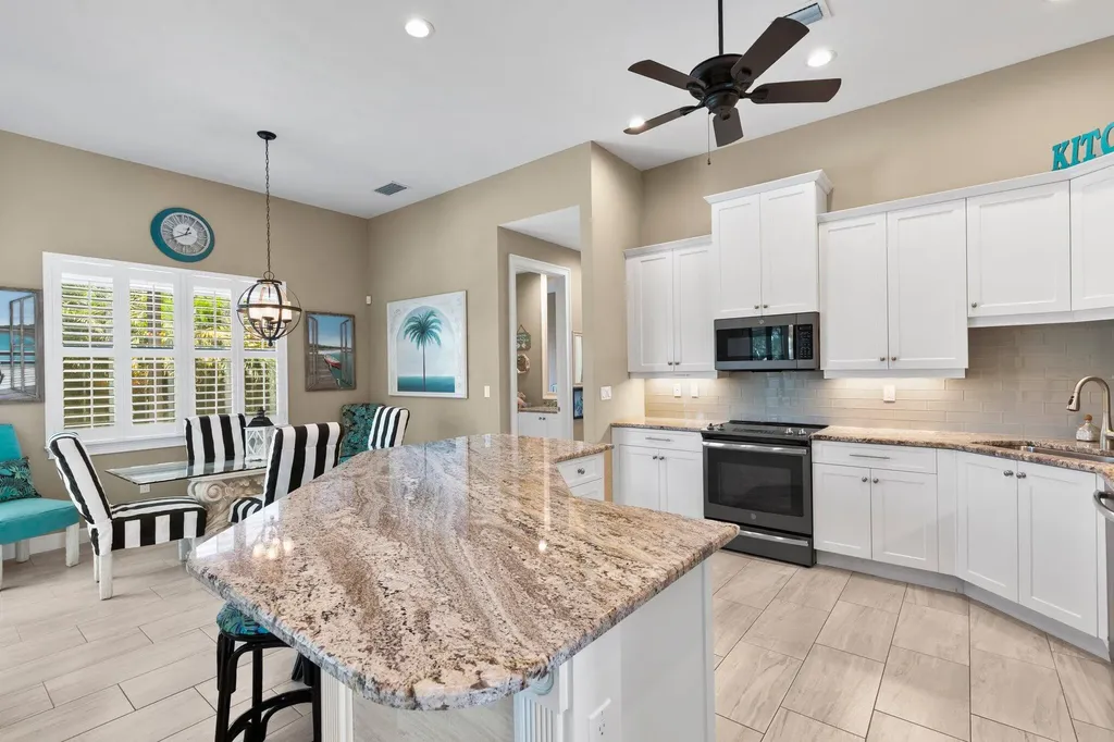 724 Seagrape Drive Marco Island FL 34145