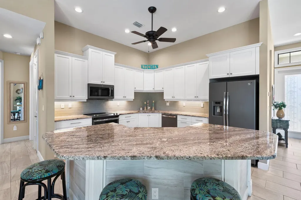 724 Seagrape Drive Marco Island FL 34145