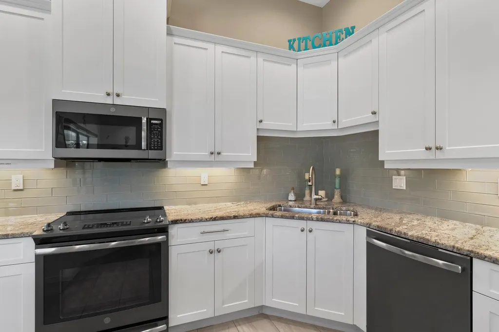 724 Seagrape Drive Marco Island FL 34145