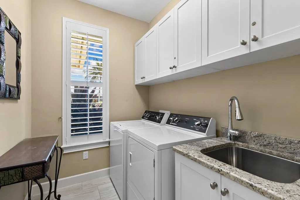 724 Seagrape Drive Marco Island FL 34145