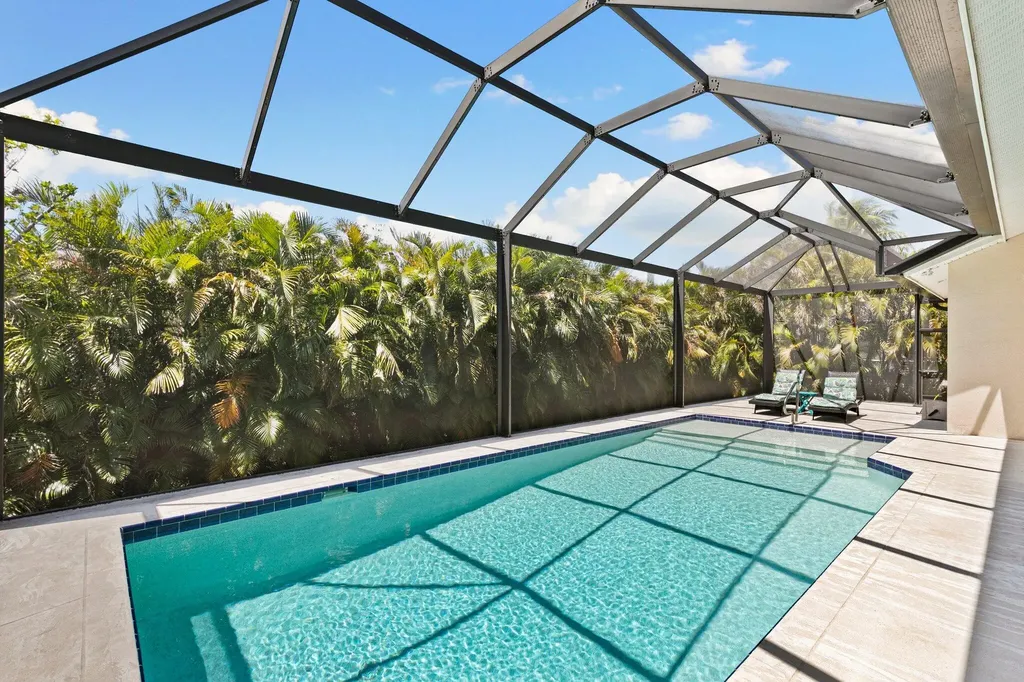 724 Seagrape Drive Marco Island FL 34145