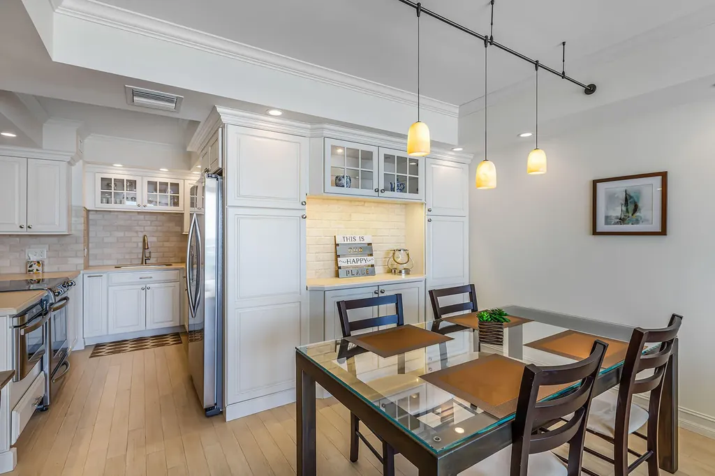 140 Seaview Court Marco Island FL 34145