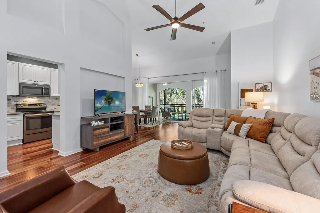 3945 Deer Crossing Court Naples FL 34114