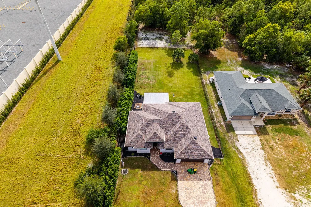 548 47th Avenue NE Naples FL 34120