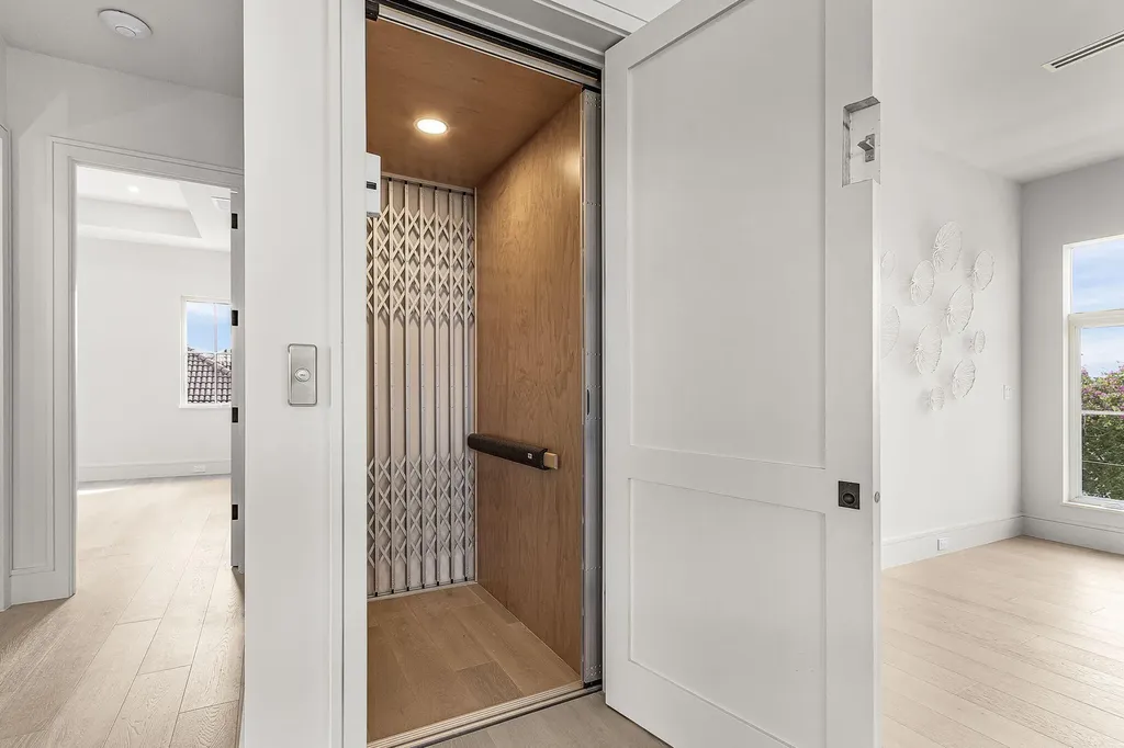 25 Covewood Court Marco Island FL 34145