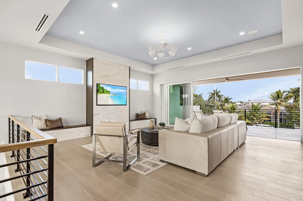 25 Covewood Court Marco Island FL 34145