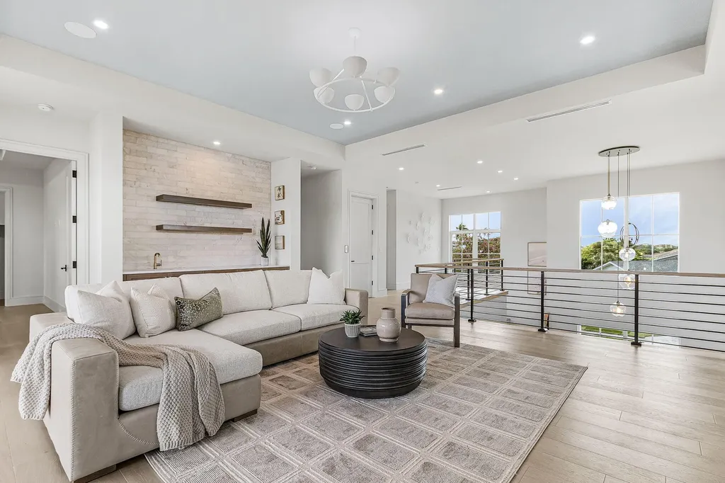 25 Covewood Court Marco Island FL 34145