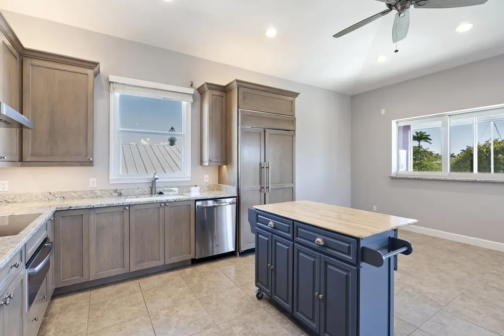 566 Coconut Avenue Goodland FL 34140