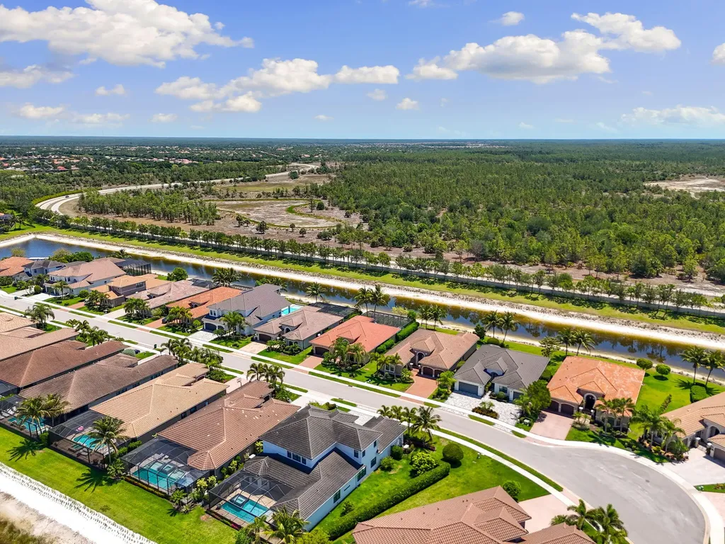 4382 Caldera Circle Naples FL 34119