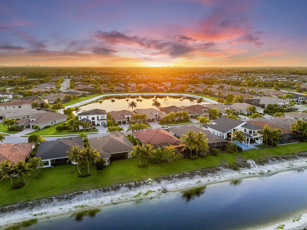 4382 Caldera Circle Naples FL 34119