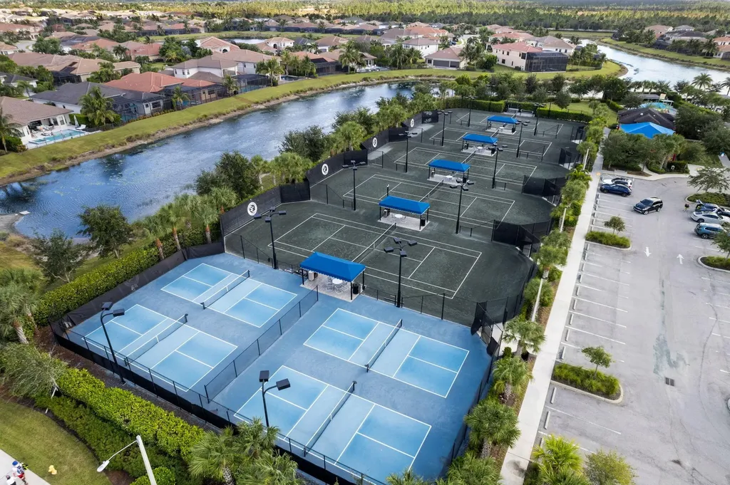 4382 Caldera Circle Naples FL 34119