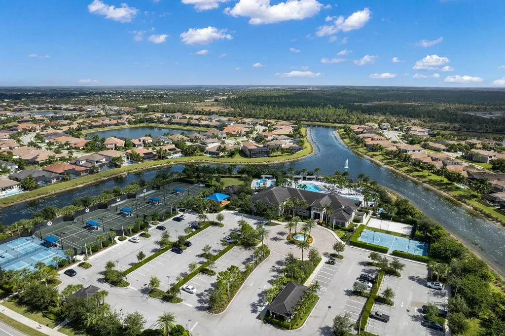 4382 Caldera Circle Naples FL 34119