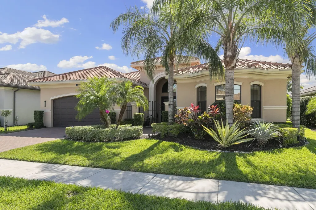 4382 Caldera Circle Naples FL 34119