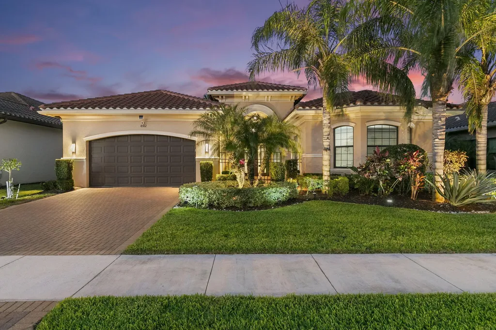 4382 Caldera Circle Naples FL 34119