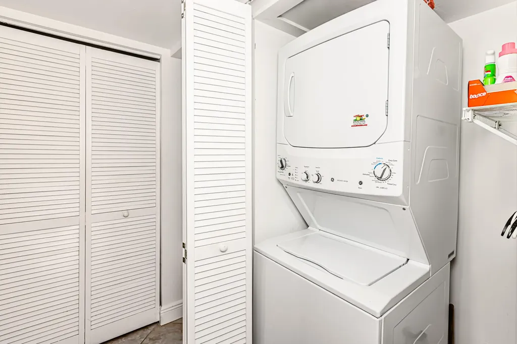 525 Seaview Court Marco Island FL 34145