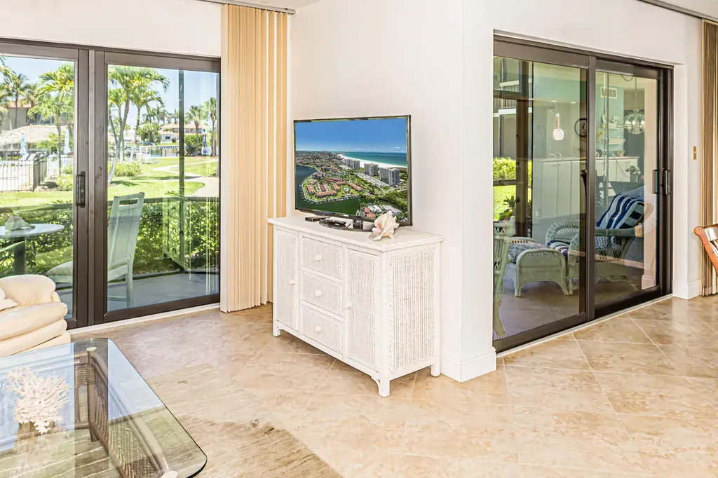 525 Seaview Court Marco Island FL 34145