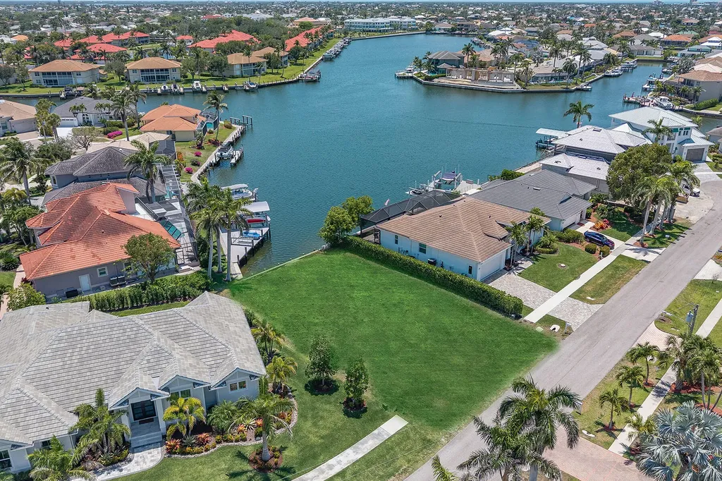 269 Bass Court Marco Island FL 34145