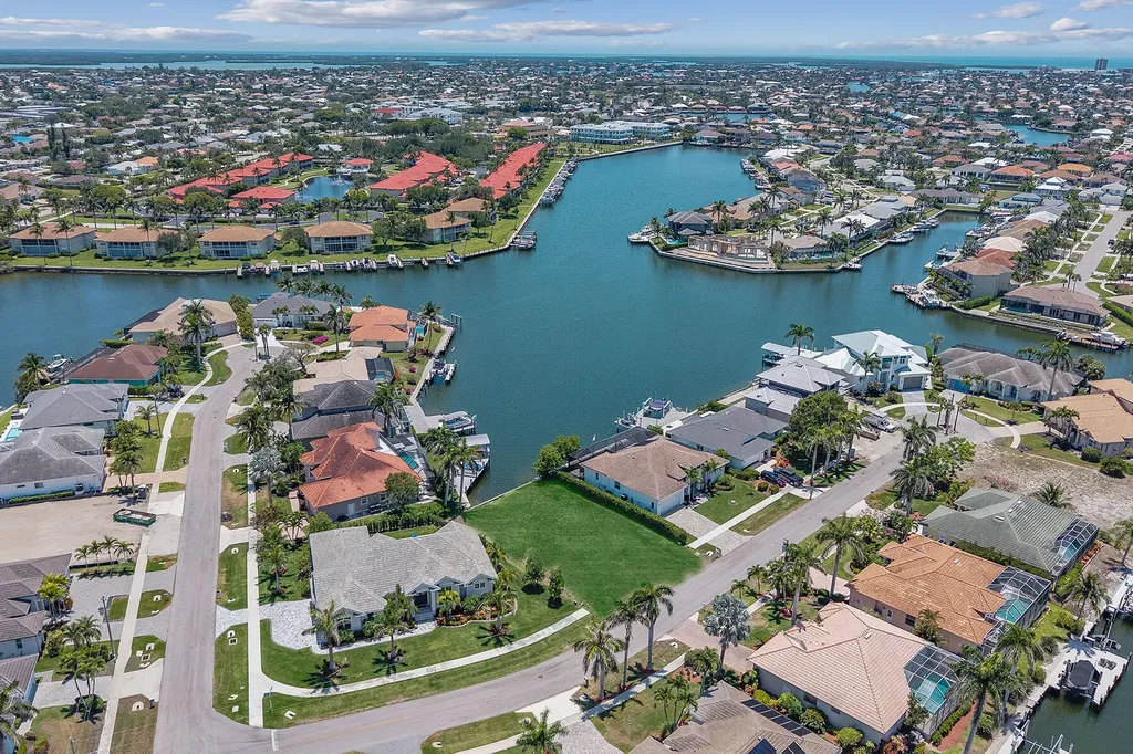 269 Bass Court Marco Island FL 34145