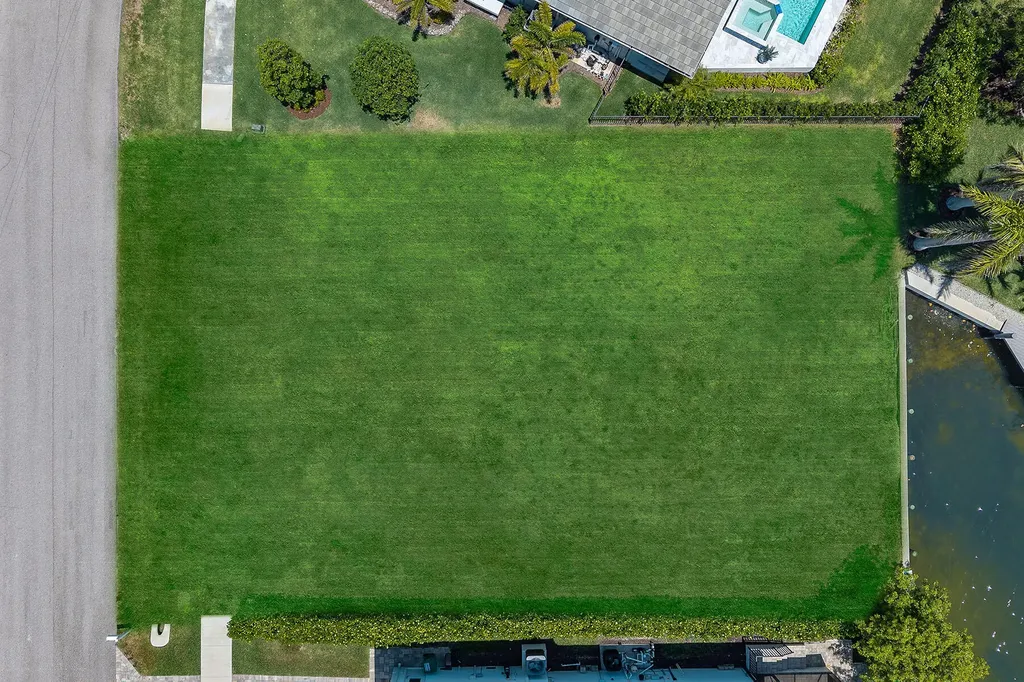 269 Bass Court Marco Island FL 34145