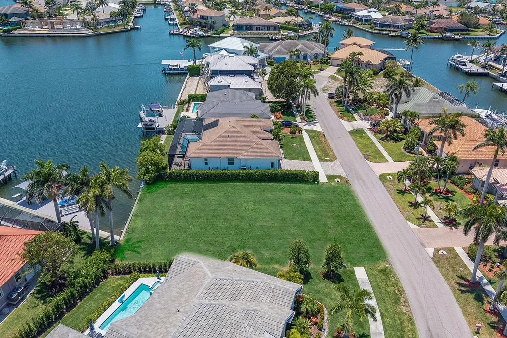 269 Bass Court Marco Island FL 34145