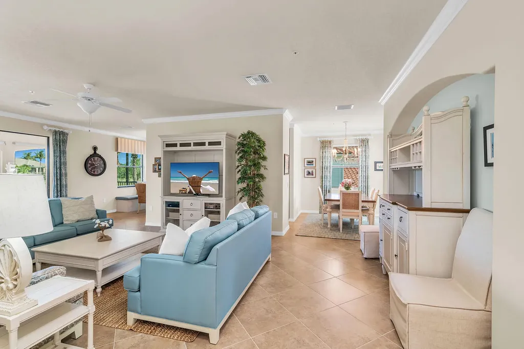 3175 Serena Lane Naples FL 34114