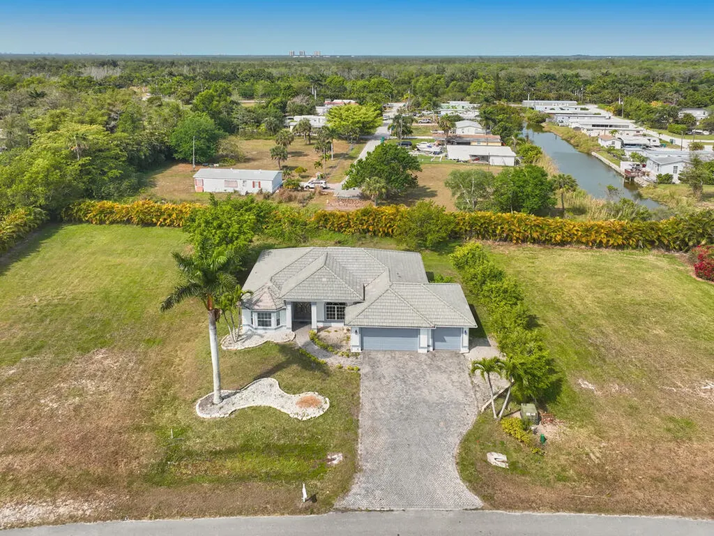 18307 Royal Hammock Boulevard Naples FL 34114