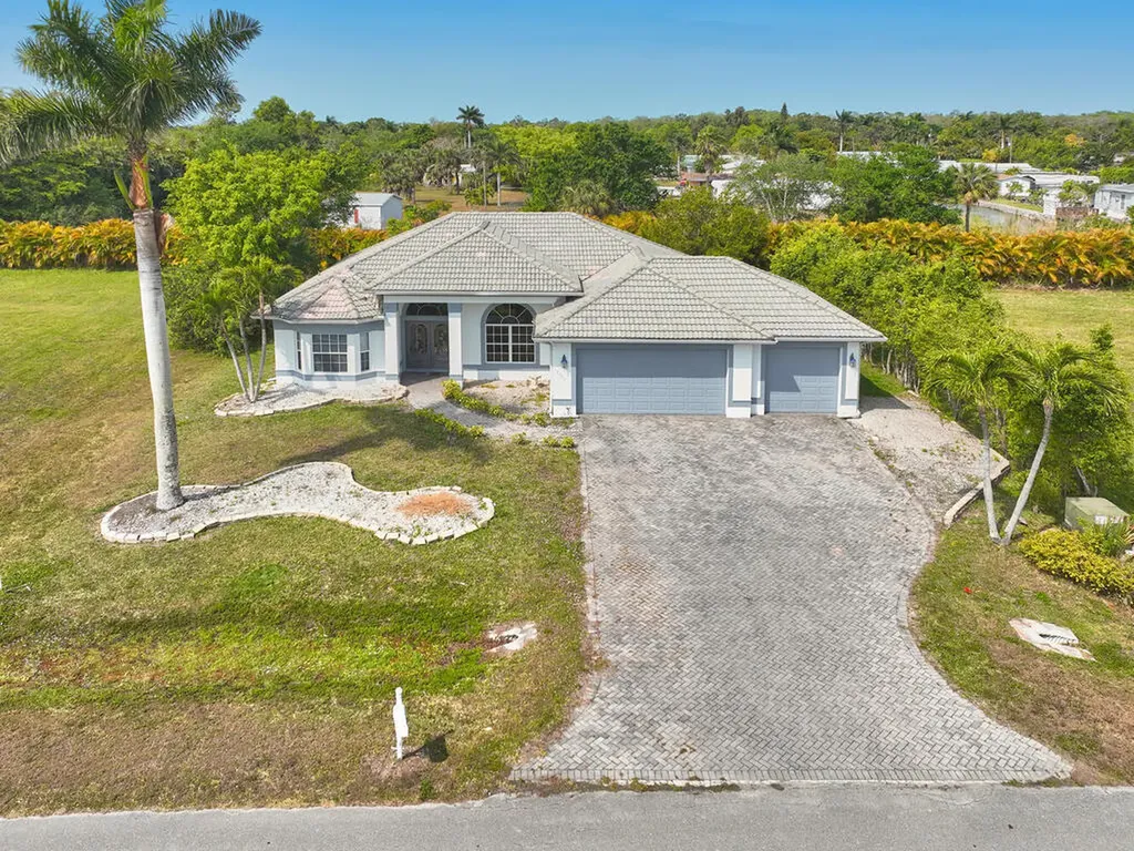 18307 Royal Hammock Boulevard Naples FL 34114