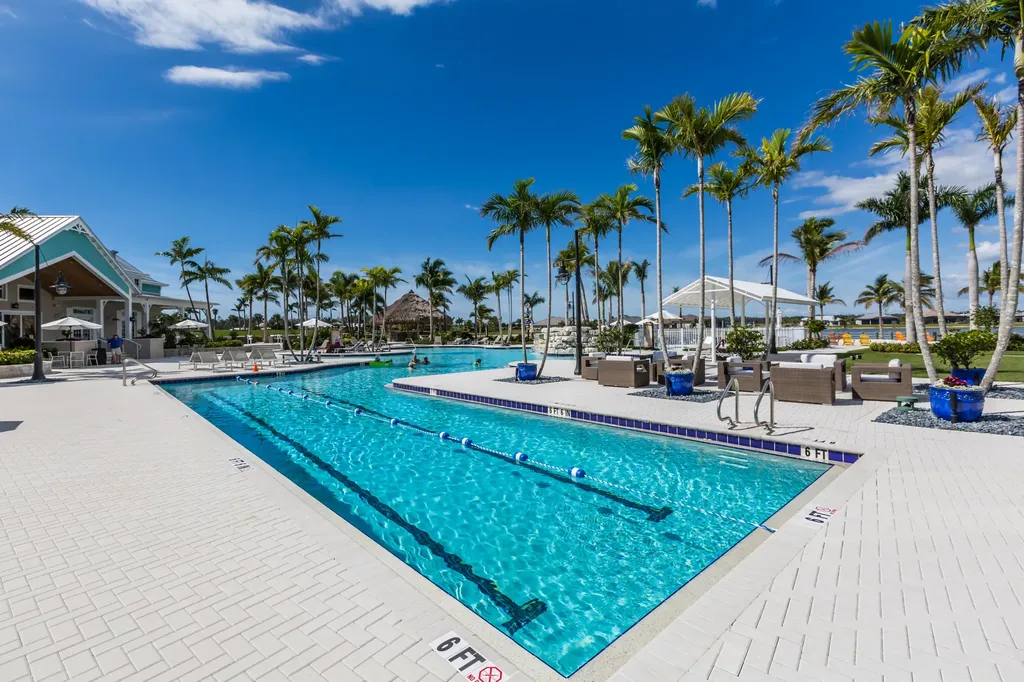 14567 Edgewater Circle Naples FL 34114