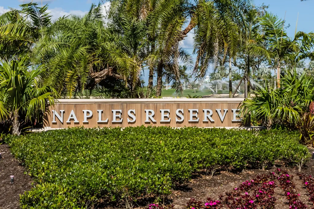14567 Edgewater Circle Naples FL 34114