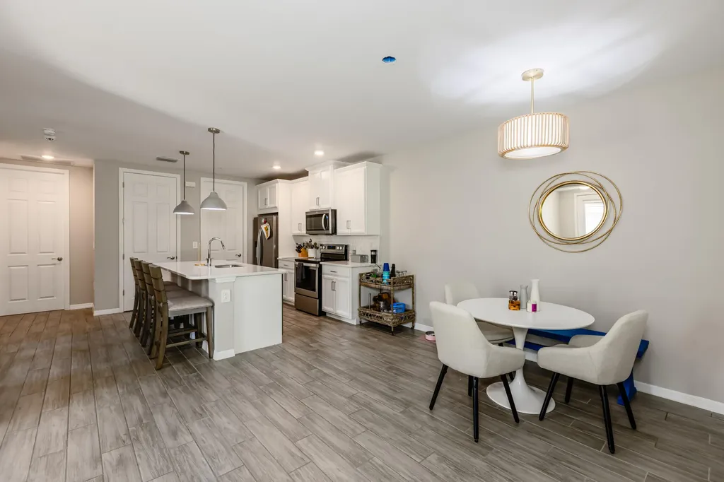 14567 Edgewater Circle Naples FL 34114