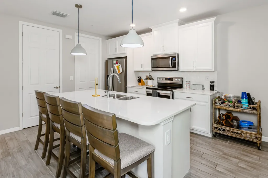 14567 Edgewater Circle Naples FL 34114