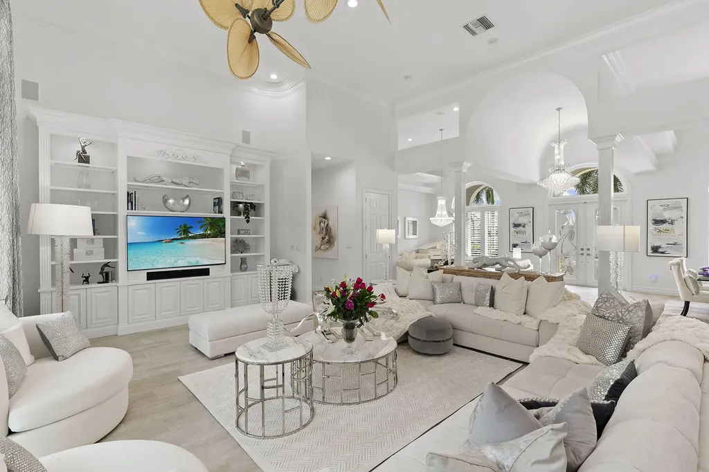 287 Meadowlark Court Marco Island FL 34145