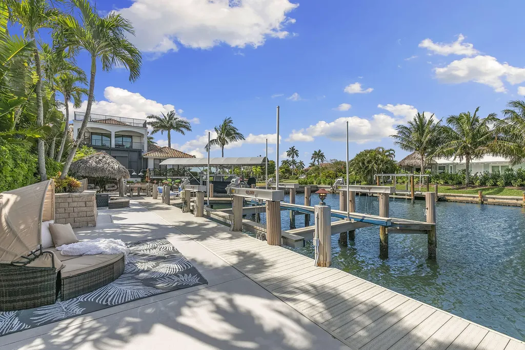 287 Meadowlark Court Marco Island FL 34145