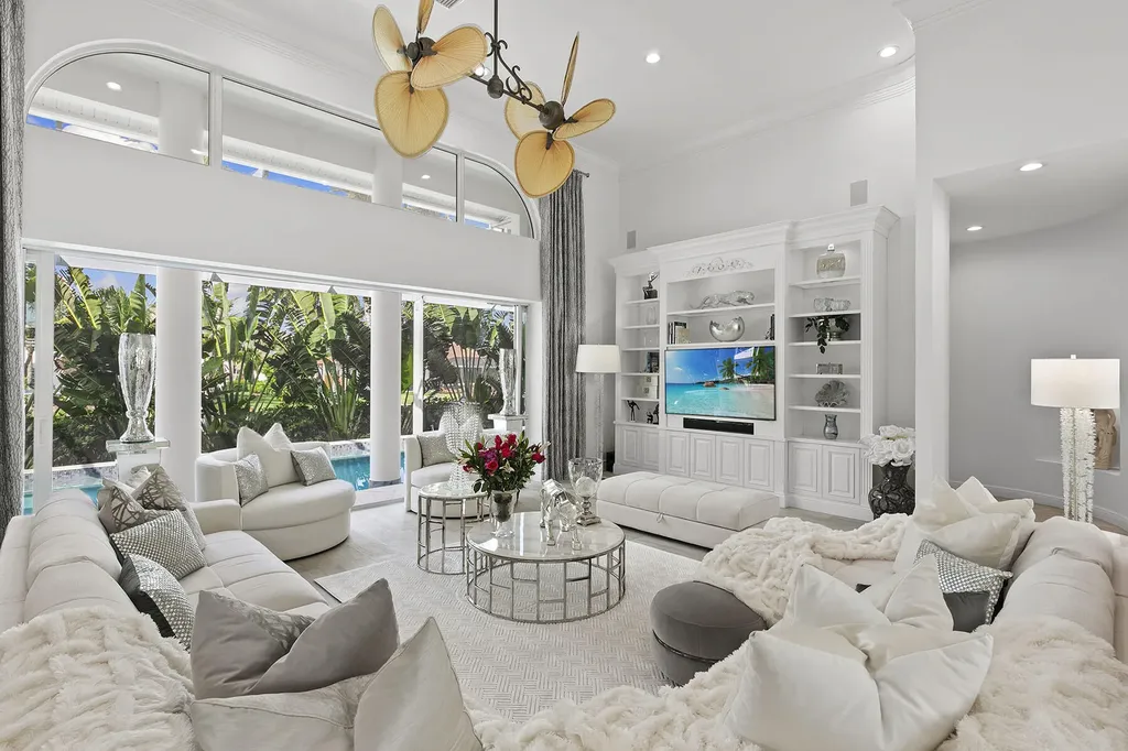 287 Meadowlark Court Marco Island FL 34145