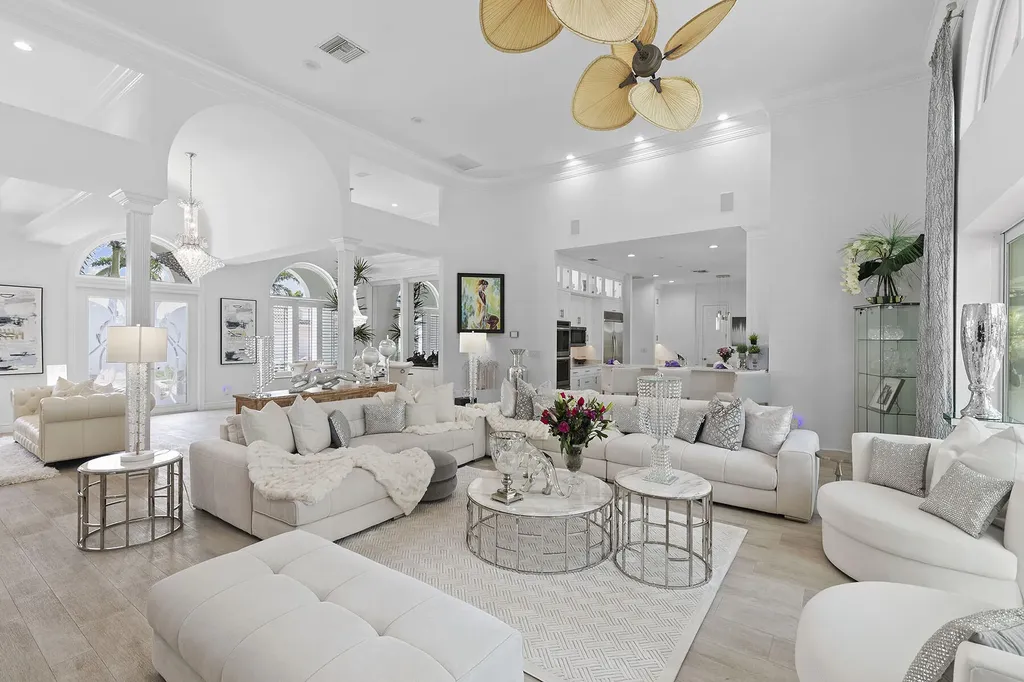 287 Meadowlark Court Marco Island FL 34145