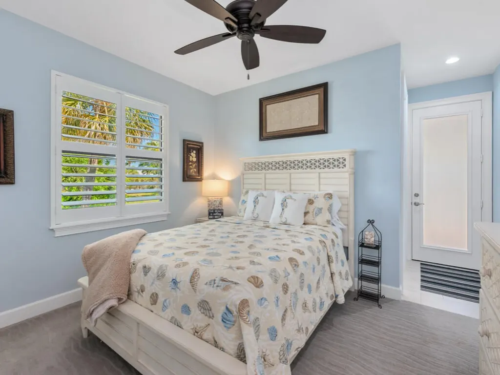 811 Manor Terrace Marco Island FL 34145