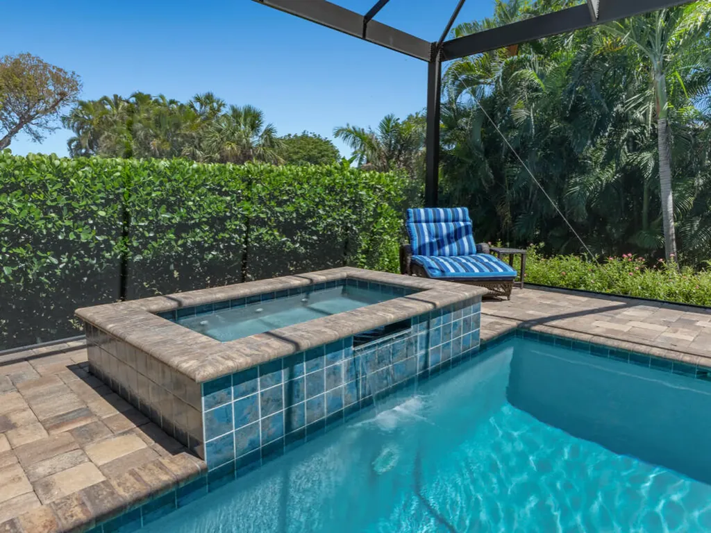 811 Manor Terrace Marco Island FL 34145