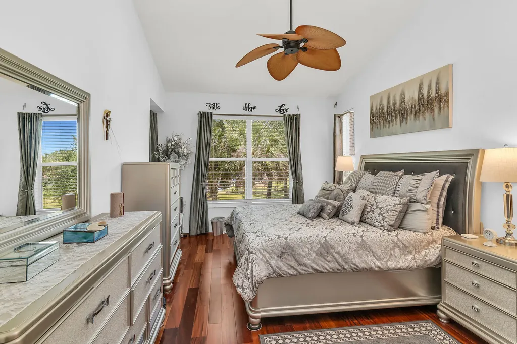 275 Cays Drive Naples FL 34114