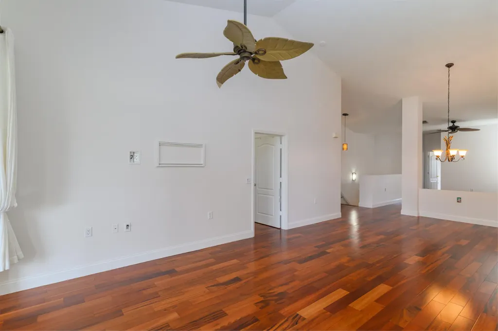 275 Cays Drive Naples FL 34114