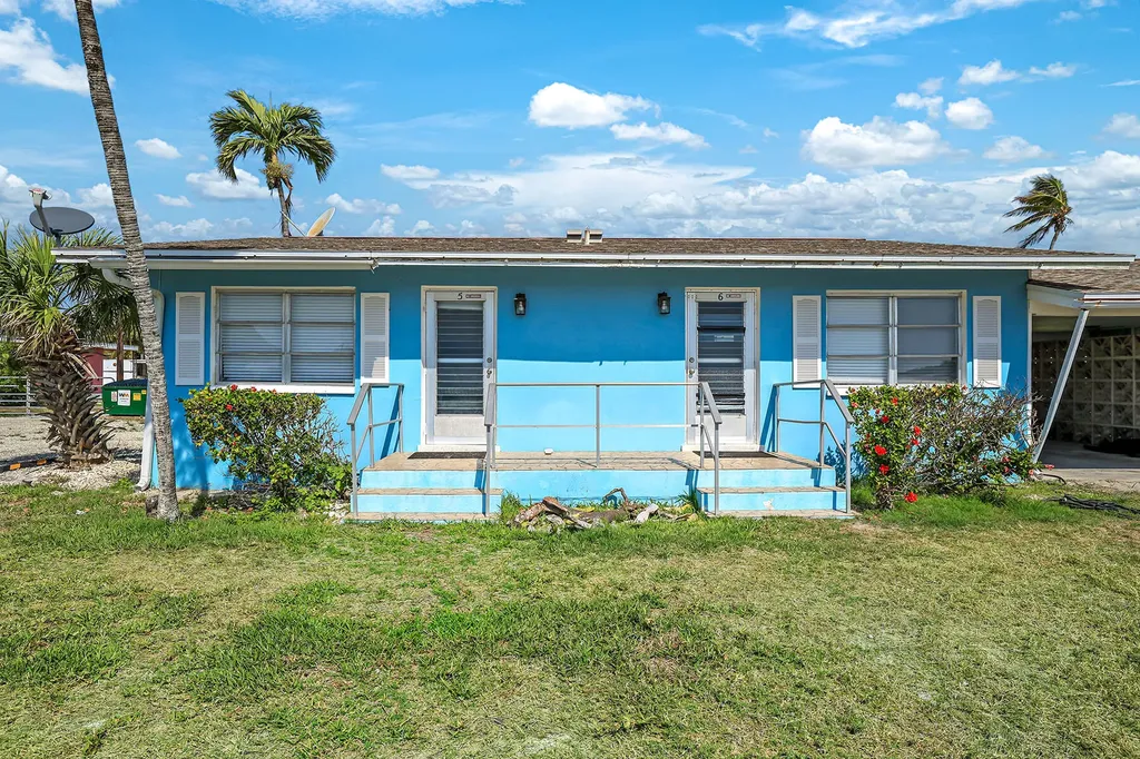 110 East Court Goodland FL 34140